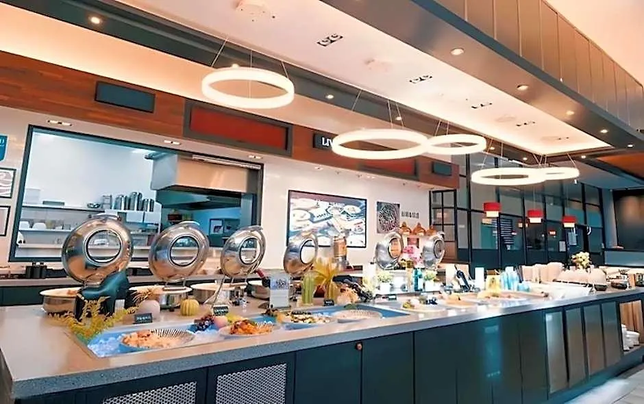 Gold Coast Hotel Incheon 4*,