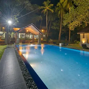 Athena 4*, Dambulla Sri Lanka