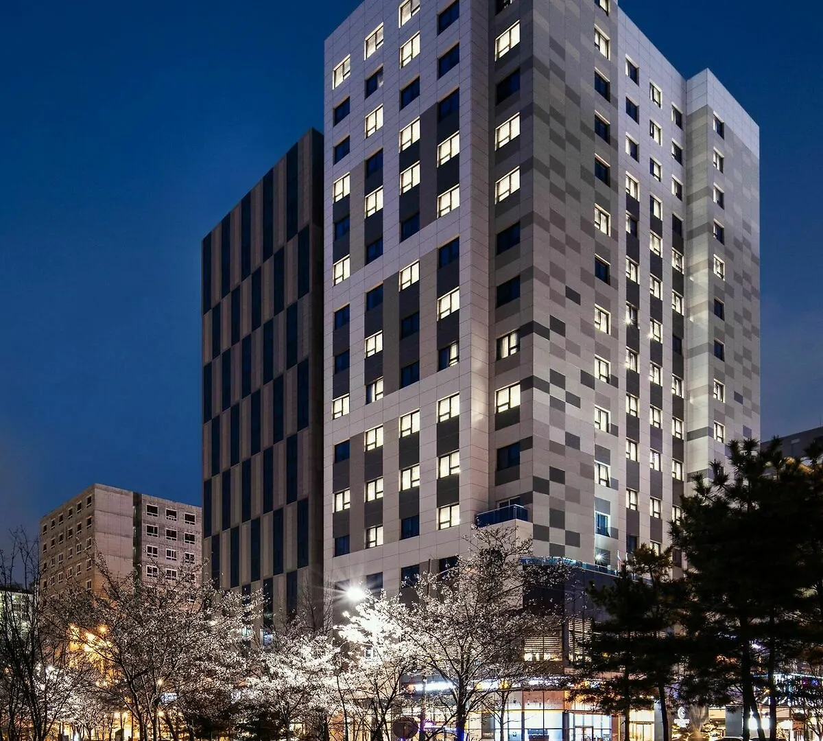 Gold Coast Hotel Инчон